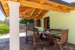 Villa Chiara with private pool