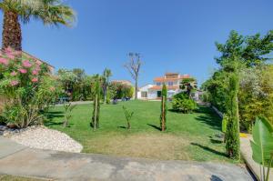 B&B / Chambres d'hotes Domaine Le Courti - Adult only : photos des chambres