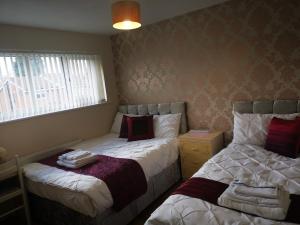 BRIGSTOCK HOLIDAYS HOUSE