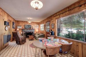 Tonto Natl Forest Riverside Cabin!
