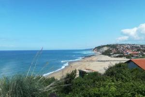 Maisons de vacances La maison d'Amatxi, a 150m de la plage : photos des chambres