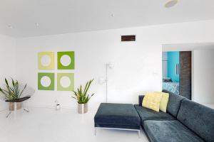 Poolside Modern Wexler Permit# 1261