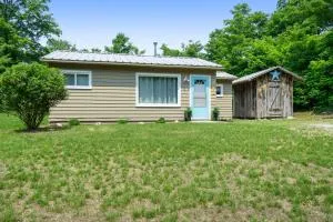 Crystal Mountain Charm - Arcadia