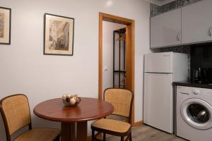 Vila do Largo by Homie