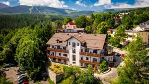 Karpacki & SPA - blisko wyciągu, Restauracja, Sala Zabaw, Bar 24h