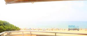 Sun Beach Costa D’or, facing the sea