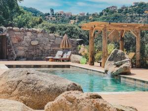 Résidence de Luxe 4 étoiles à Pietralba, 4 logements piscine chauffée BALAGNE