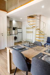 ADRIANS LUXURY APARTMENTS 2