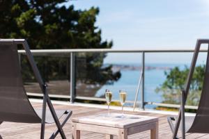 Hotels Hotel Les Costans, The Originals Relais (Relais du Silence) : Chambre Double avec Terrasse - Vue sur Mer