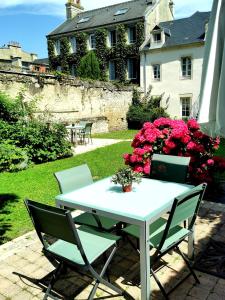 Apt cosy centre ville Bayeux avec terrasse ou extérieur proche plages du débarquement