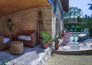 Villa Neli, Palazzolo Acreide, Siracusa, Hot Tub, Wi-Fi & Parking