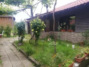 Quiet Nook House - Tŭzha