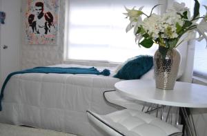 Luxury Studio Apartment IN Downtown! 26