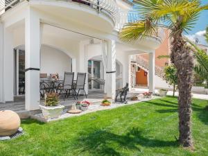 3 & 4 bedrooms apartment Simona 