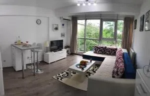 Blue Corner Apartment - Karpoš Dva