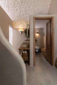 Kaminos Boutique Hotel