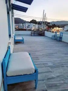 Yacht Front Studio - No 3 - Tzamaria