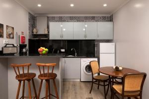 Vila do Largo by Homie