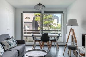 Appartements Appt lumineux - Avec balcon a 400m de la plage : photos des chambres