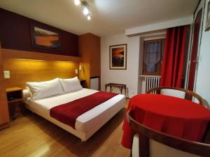 Hotels Hotel de Savoie : photos des chambres