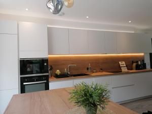 Villas La VILLA OCEAN AVEC SPA et PISCINE - Les GITES DE CAMPARAN : photos des chambres