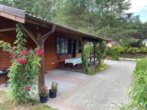 Domek letniskowy nad jeziorem Wiejskim