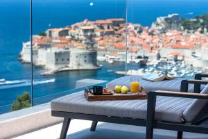 New & Luxury 5* with Breathtaking View- Kiki Lu Apartment