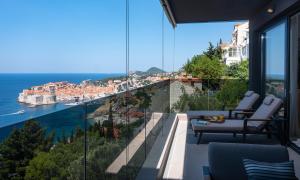 New & Luxury 5* with Breathtaking View- Kiki Lu Apartment