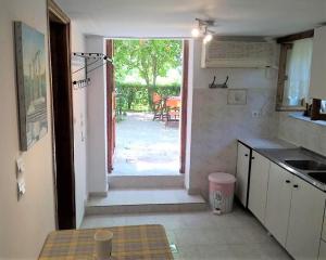 Aiolis Rooms