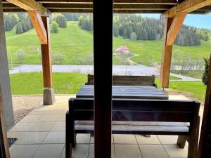 B&B / Chambres d'hotes Gite avec terrasse et belle vue - ChaletNelda com : photos des chambres