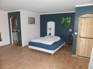 B&B / Chambres d'hotes Le charme d'une vieille bastide provencale : photos des chambres