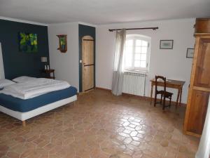 B&B / Chambres d'hotes Le charme d'une vieille bastide provencale : photos des chambres