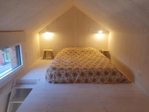 Maisons de vacances Tiny House Cosy 2 - Angers Green Lodge : photos des chambres