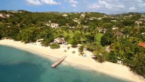 Lance aux Épines Beach, St. George's, Grenada.