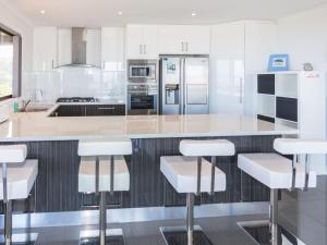 Stunning on Stacey 42 Stacey Drive