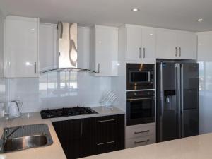 Stunning on Stacey 42 Stacey Drive
