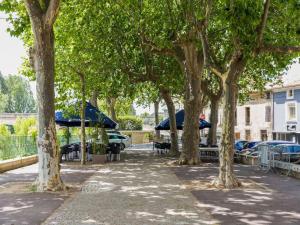 Appartements Alluring Apartment in Bize Minervois with Private Terrace : photos des chambres