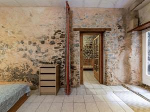 Appartements Alluring Apartment in Bize Minervois with Private Terrace : photos des chambres
