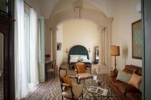 Queen Suite with Spa Bath room in Palazzo Guido