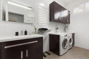 Chic 2 Bedroom Keilor