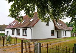 schöne Ferienwohnung mit Terrasse am Bodden in Ralswiek