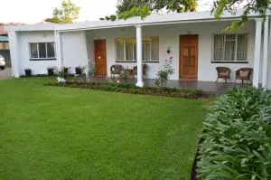 Franka Guesthouse - Rustenburg