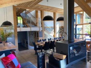 Chalets Chalet Azalee, Montriond, Morzine, Avoriaz : photos des chambres