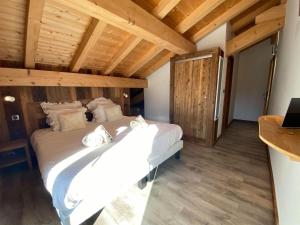 Chalets Chalet Azalee, Montriond, Morzine, Avoriaz : photos des chambres