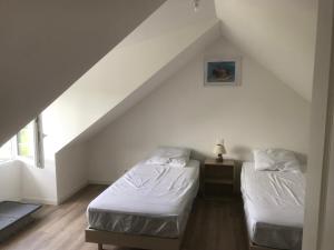 Appartements Hebergements situes a 6 kms du Mont Saint Michel : photos des chambres