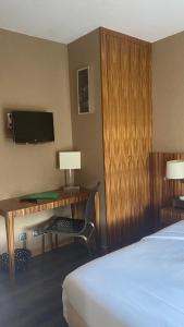 Hotels Blanche de Castille : Chambre Double