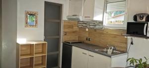 STUDIO MEZZANINE 23 Personnes