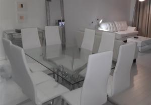 Tides Apt on Hollywood Beach