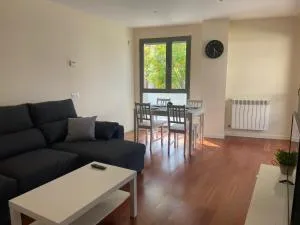 Apartamento Pirineos, Urb Las Margas Golf - Latas