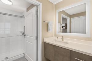 One-Bedroom King Suite room in Staybridge Suites - Florence Center an IHG Hotel